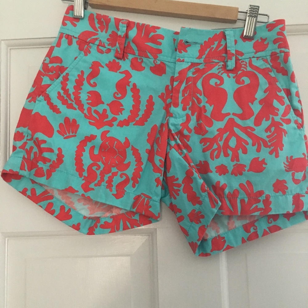 Lilly Pulitzer blue and coral Callahan short